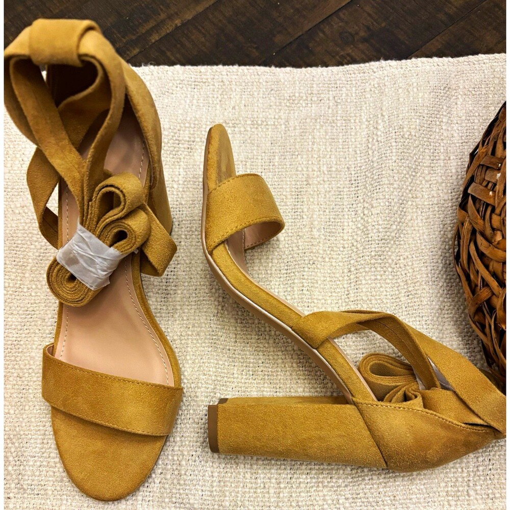 Women’s Tan Faux Suede Strappy Lace-Up Ankle Strap Block Heel Sandals 9